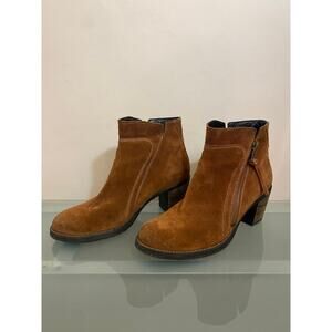 Taos dillie suede brown women’s heeled ankle bootie size 39 8-8.5 faux fur lined